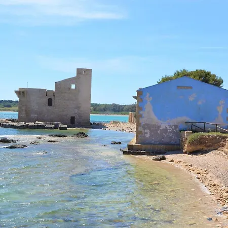 Strelitzia'S House With Heated Pool From December 2024, Private Garden And Private Parking & Wi-Fi Villa Avola Exterior photo