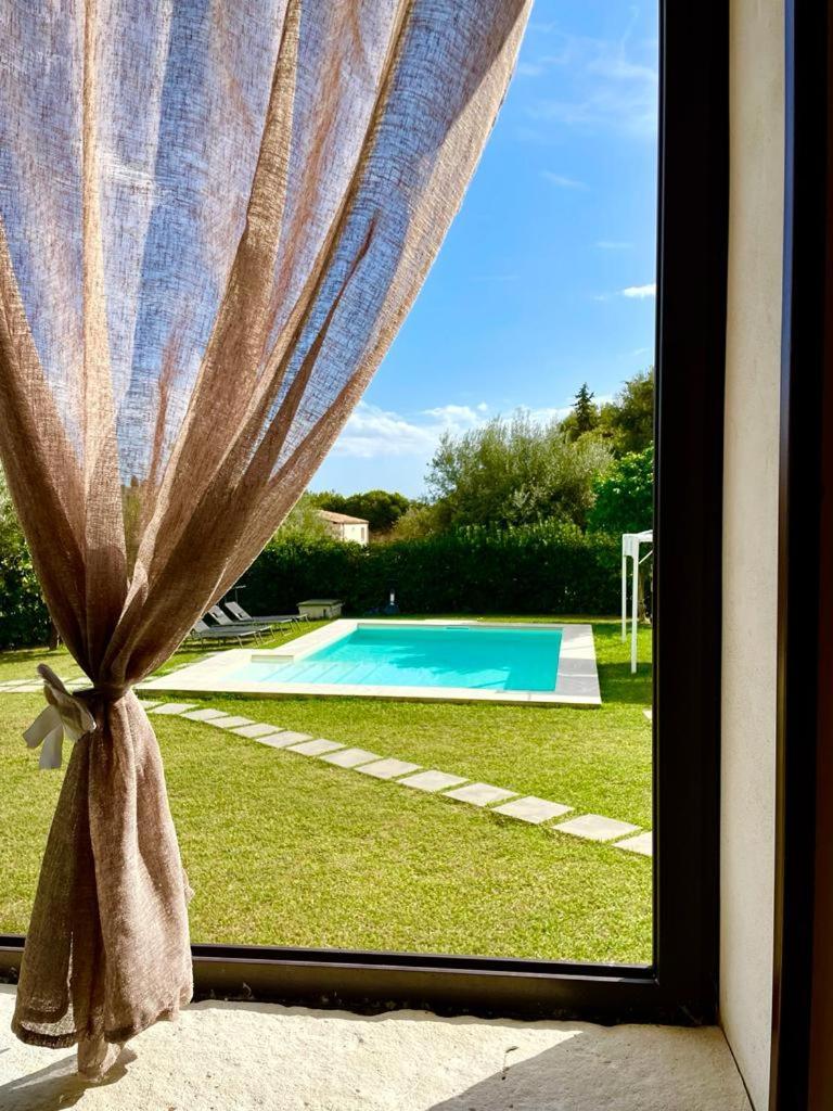 Strelitzia's House With Heated Pool From December 2024, Private Garden And Private Parking & Wi-fi *