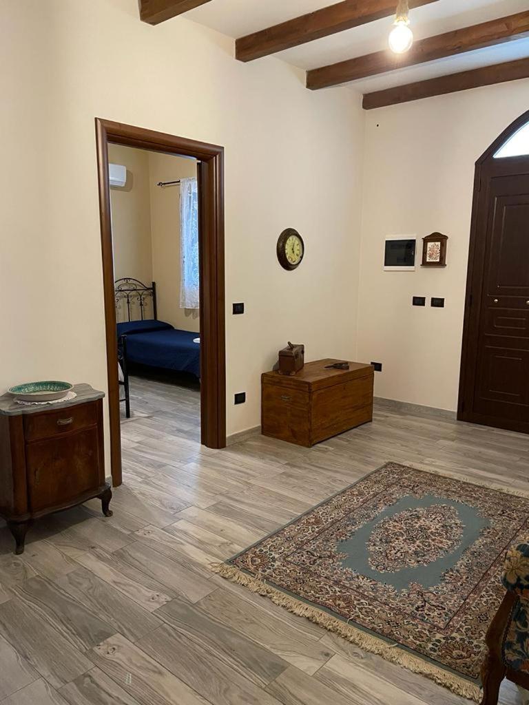 Holiday home Strelitzia's House With Heated Pool From December 2024, Private Garden And Private Parking & Wi-fi
