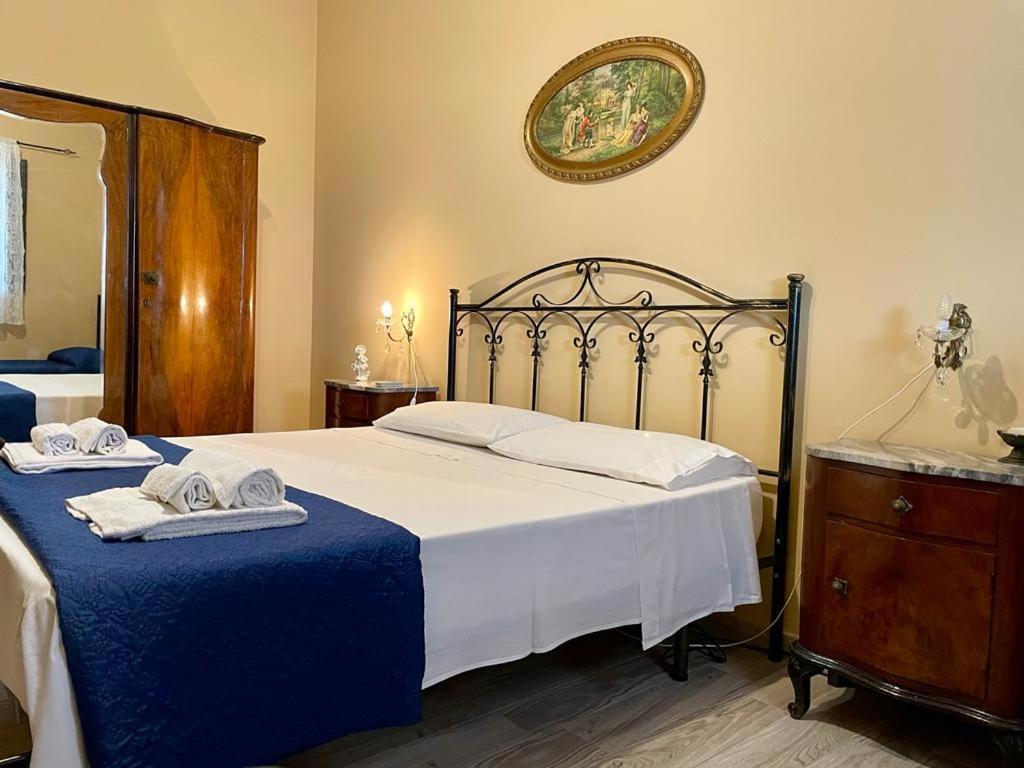 Strelitzia's House With Heated Pool From December 2024, Private Garden And Private Parking & Wi-fi